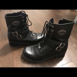 Women’s Harley Davidson black boots